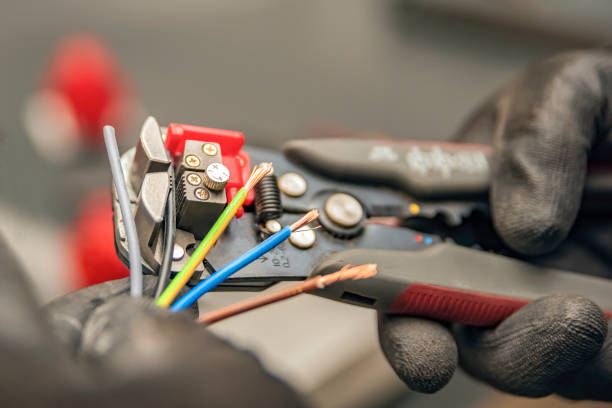 Best 24-Hour Electrician  in Wellsville, MO